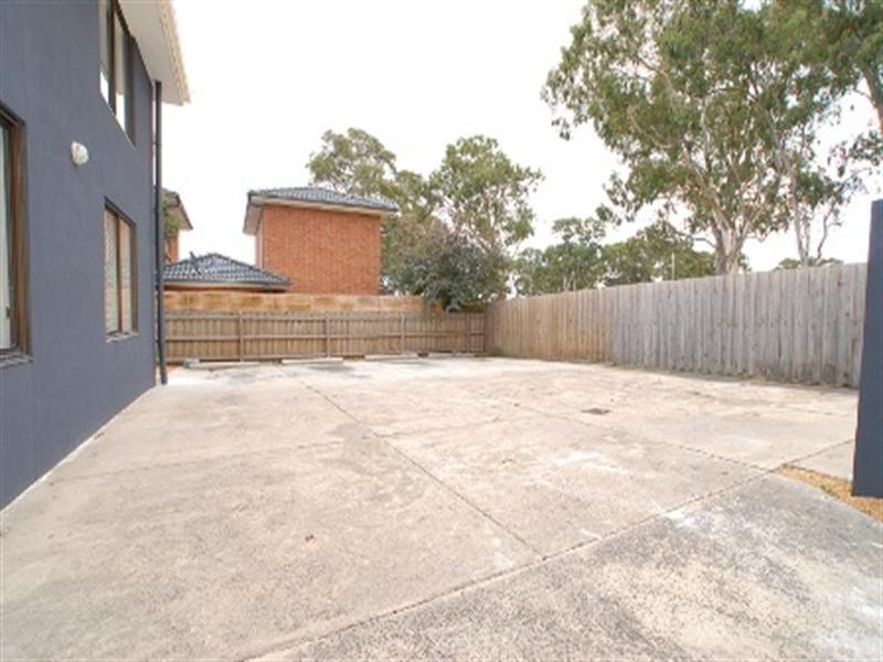 4/20 Close Avenue, Dandenong VIC 3175