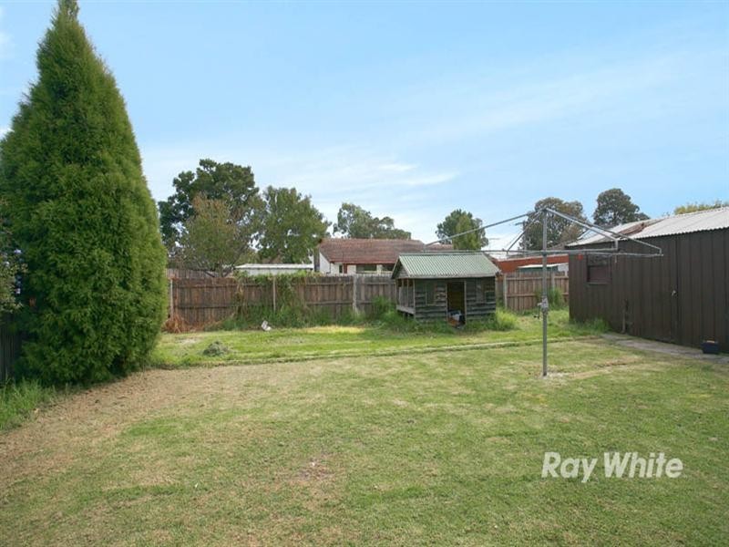 2 Newman Avenue, Noble Park VIC 3174