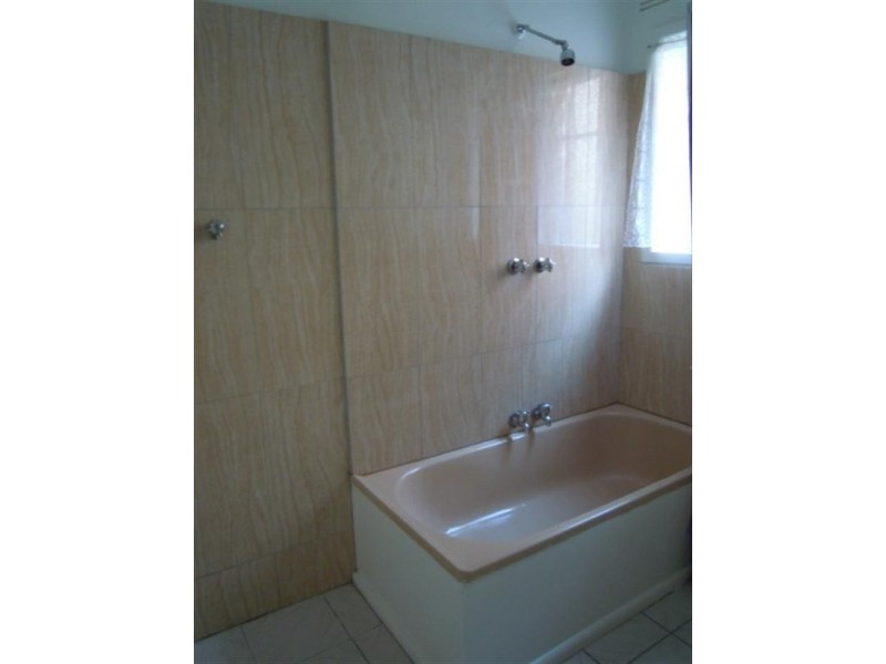 4/151 Princess Highway, Dandenong VIC 3175