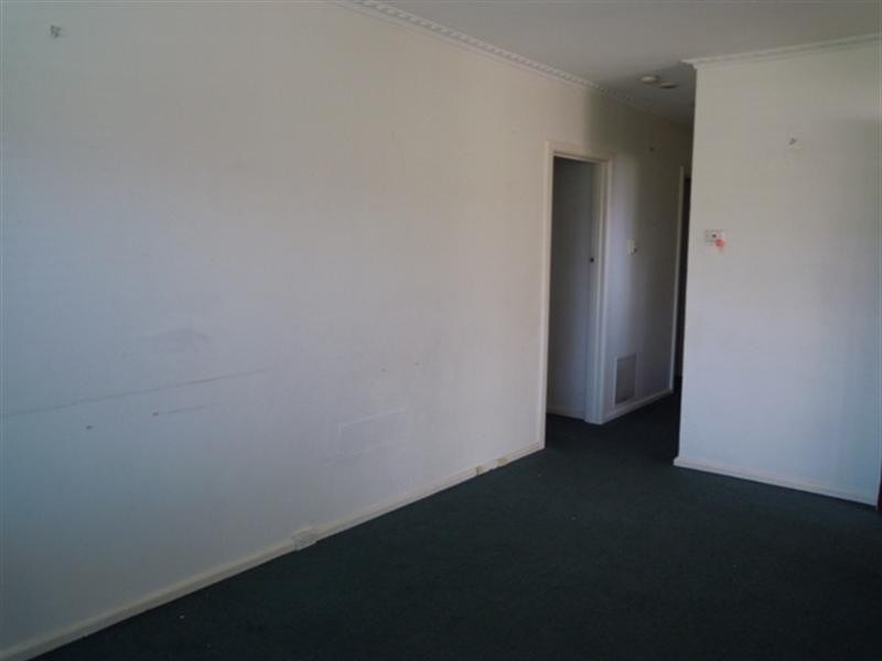 1/28 Warbla Street, Dandenong North VIC 3175