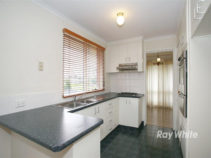 101 Oaktree Drive, Hampton Park VIC 3976