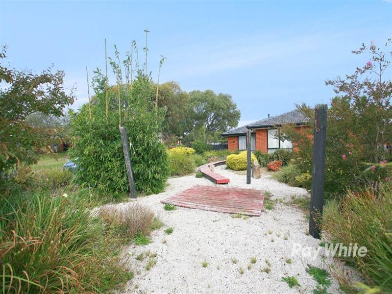 101 Oaktree Drive, Hampton Park VIC 3976