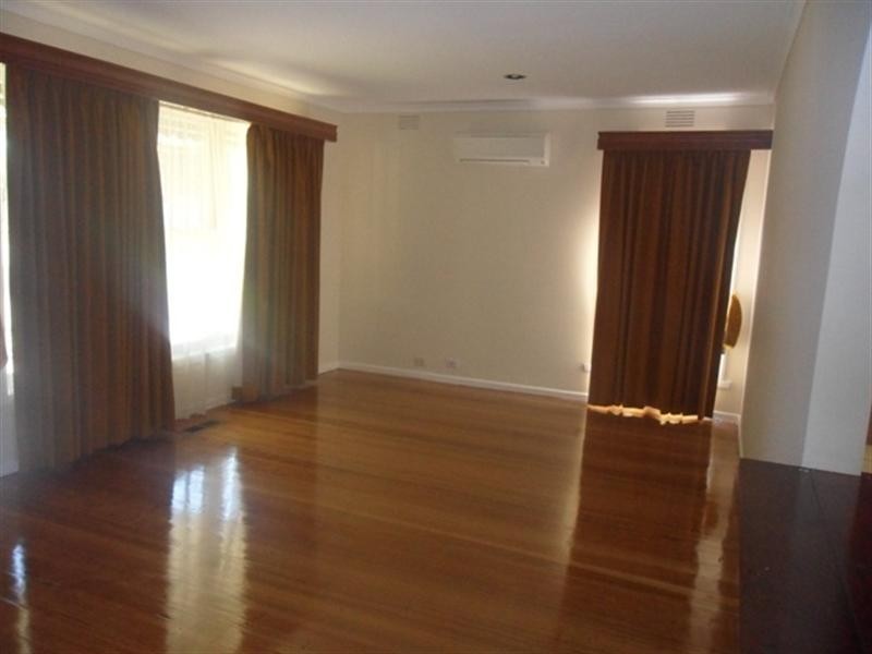 369 Chandler Road, Keysborough VIC 3173