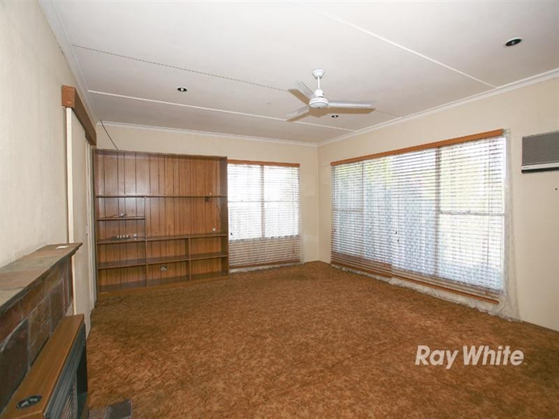 13 Peach Court, Doveton VIC 3177