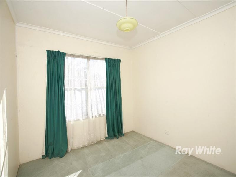 13 Peach Court, Doveton VIC 3177