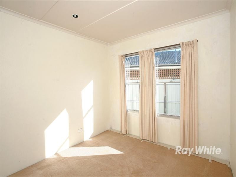 13 Peach Court, Doveton VIC 3177