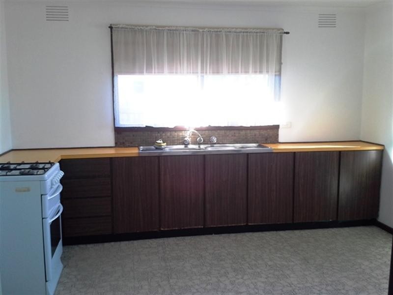 2/10-12 Athol Road, Noble Park VIC 3174