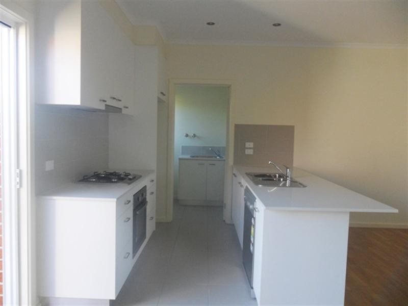 3/33 Leman Crescent, Noble Park VIC 3174