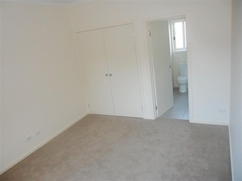 3/33 Leman Crescent, Noble Park VIC 3174