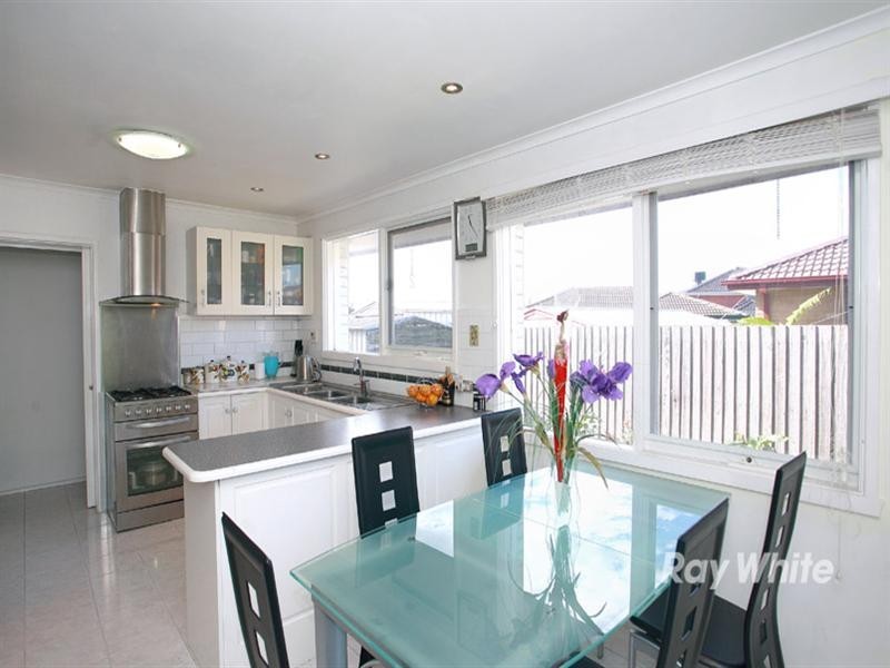 3 Vistula Court, Springvale South VIC 3172