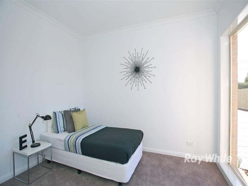 2/37 Scarlett Drive, Doveton VIC 3177