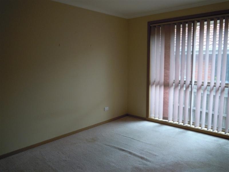 1/16 Temby Close, Endeavour Hills VIC 3802