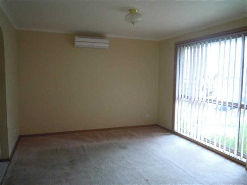 1/16 Temby Close, Endeavour Hills VIC 3802