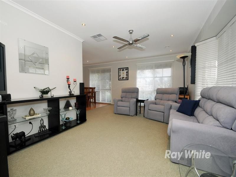 30 Woodvale Drive, Carrum Downs VIC 3201