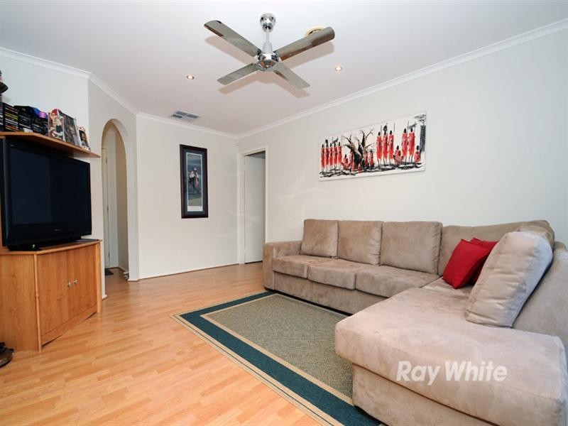 30 Woodvale Drive, Carrum Downs VIC 3201