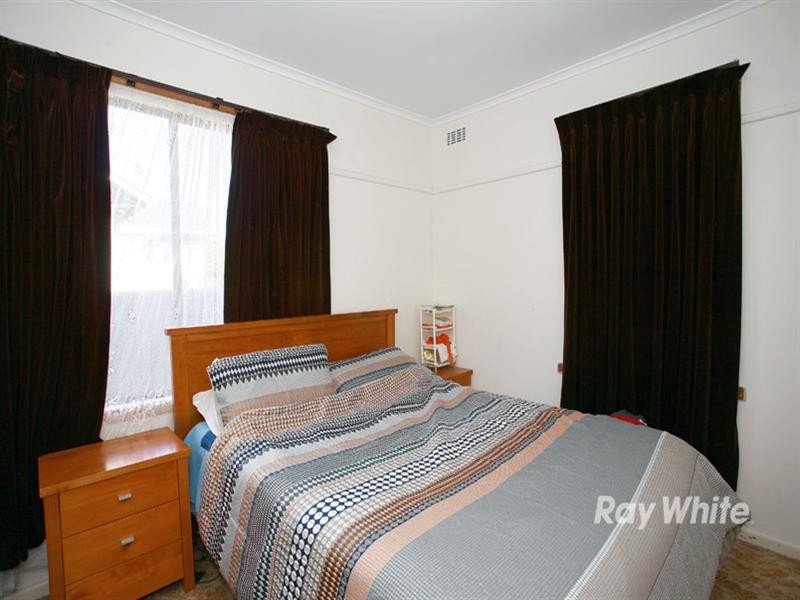 36 Chifley Crescent, Dandenong North VIC 3175