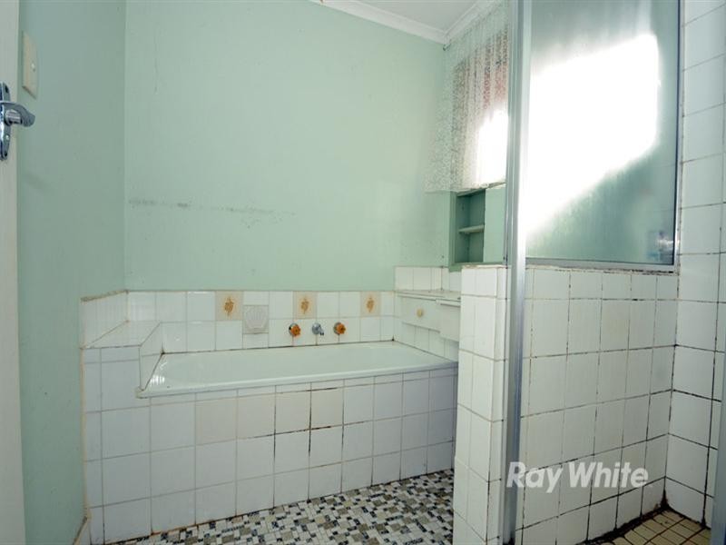 2/24 Yarraman Road, Noble Park VIC 3174