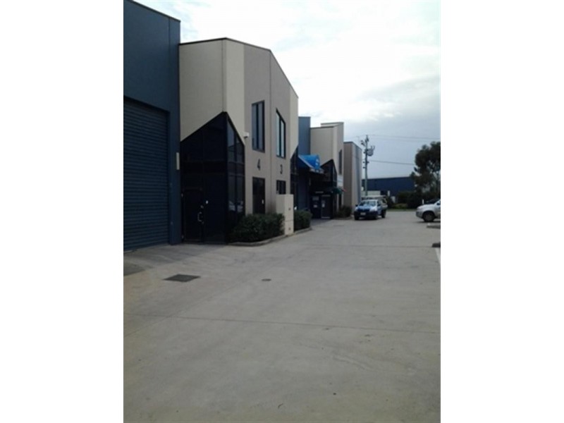 4/61 Frankston Gardens Drive, Carrum Downs VIC 3201