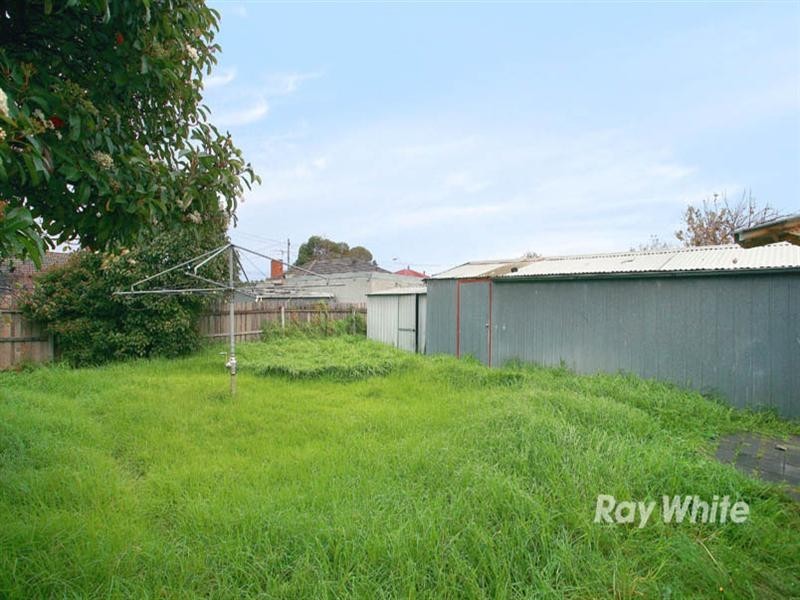 40 Hanleth Avenue, Springvale VIC 3171