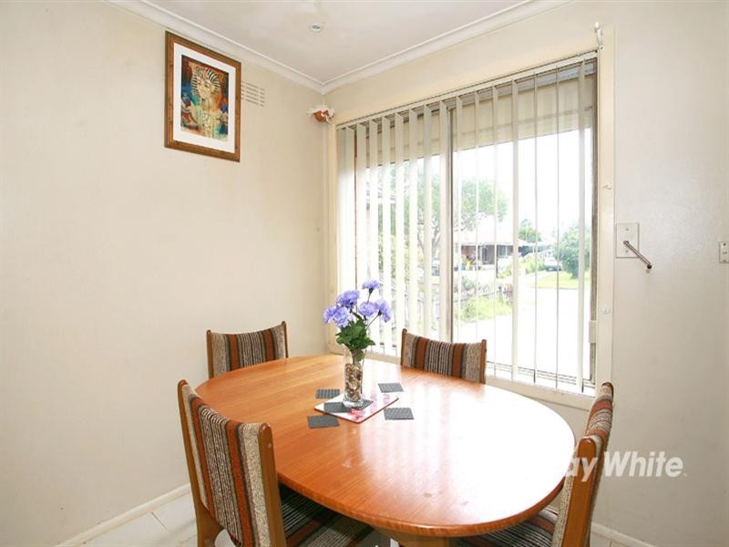 40 Hanleth Avenue, Springvale VIC 3171