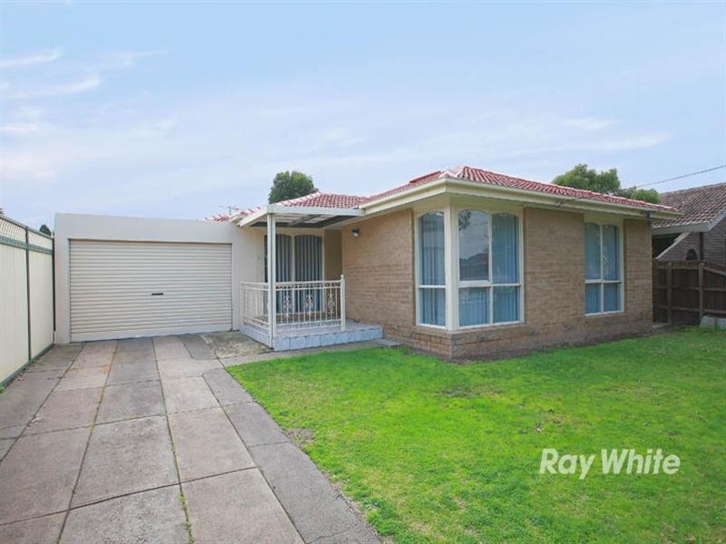 11 Piccadilly Crescent, Keysborough VIC 3173