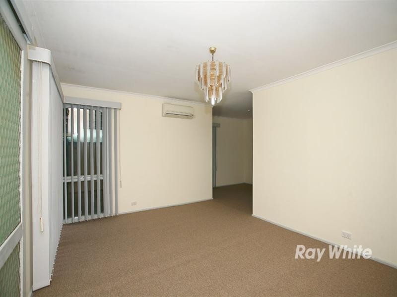 11 Piccadilly Crescent, Keysborough VIC 3173
