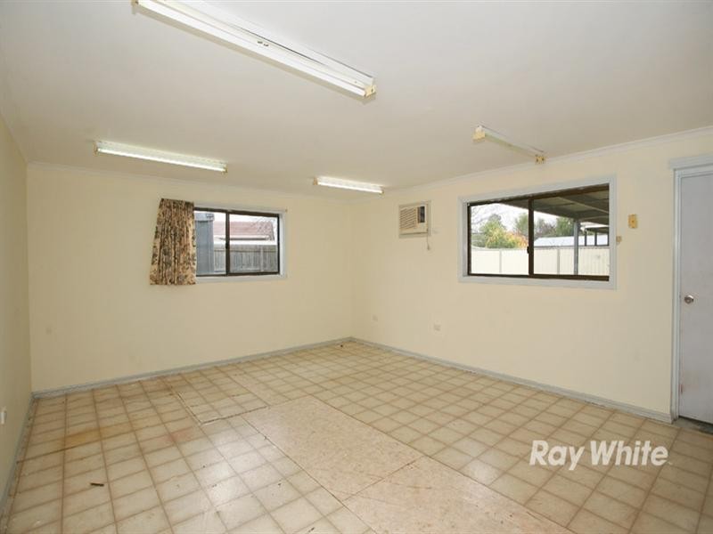 11 Piccadilly Crescent, Keysborough VIC 3173