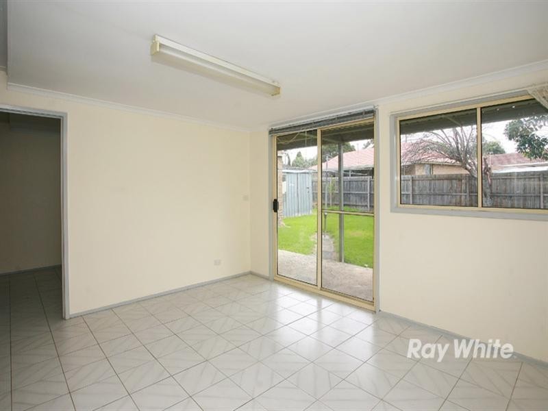 11 Piccadilly Crescent, Keysborough VIC 3173