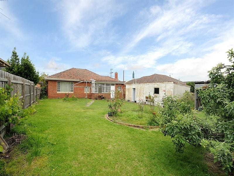 25a Leonard Avenue, Noble Park VIC 3174