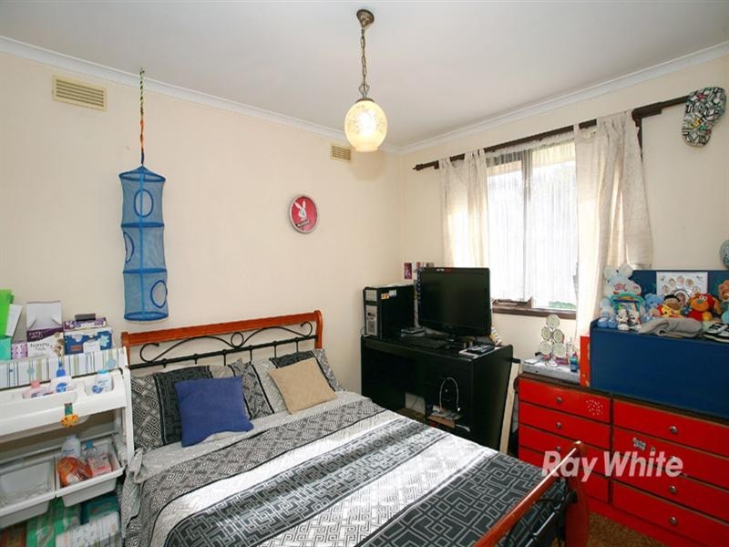 37 Pound Road, Hampton Park VIC 3976