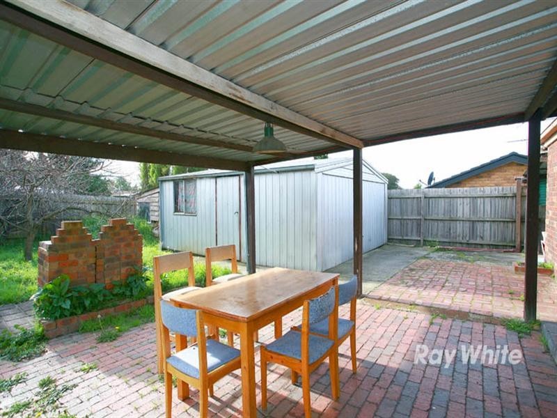37 Pound Road, Hampton Park VIC 3976