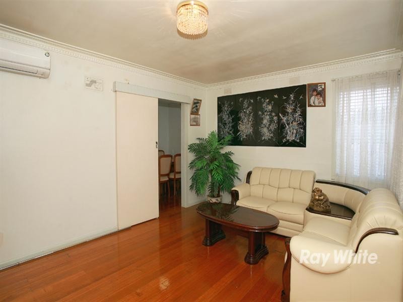 9 Clarke Road, Springvale South VIC 3172