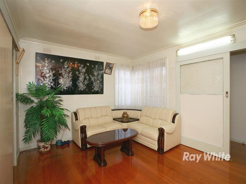 9 Clarke Road, Springvale South VIC 3172