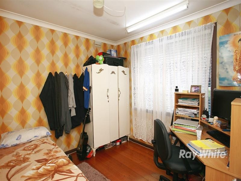 9 Clarke Road, Springvale South VIC 3172