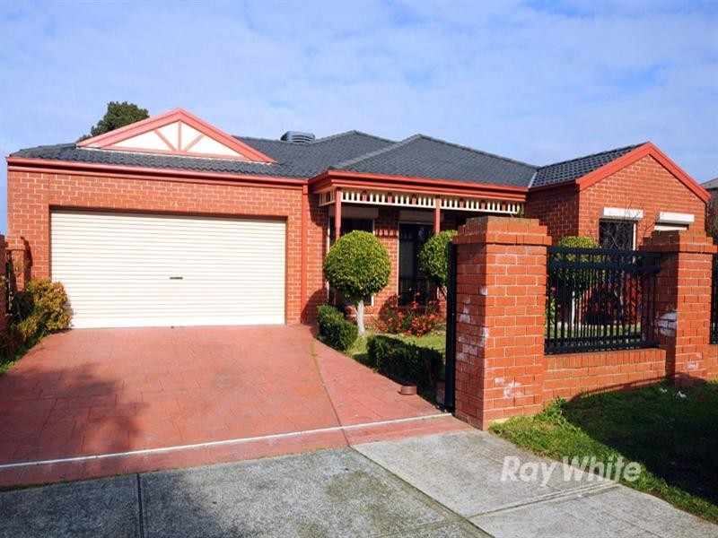 24 Tegans Close, Hallam VIC 3803