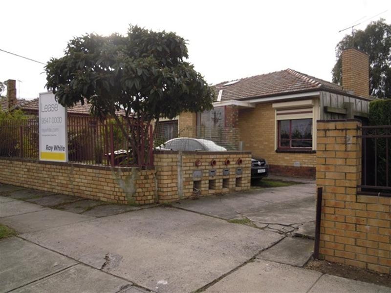 1/3 Kelvinside Road, Noble Park VIC 3174