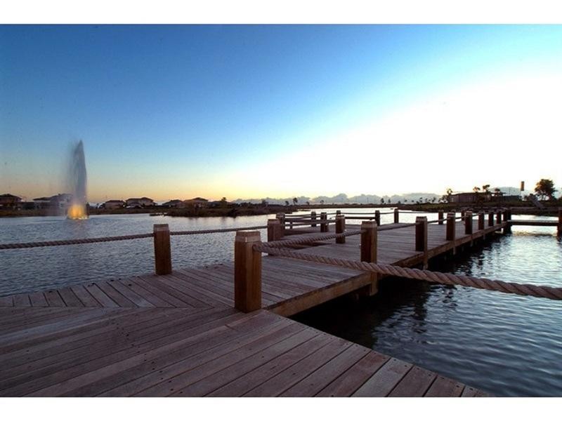 11 Burdekin Boulevard, Waterways VIC 3195