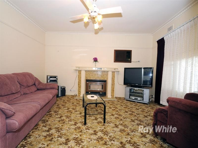 4 Alsace Street, Dandenong VIC 3175