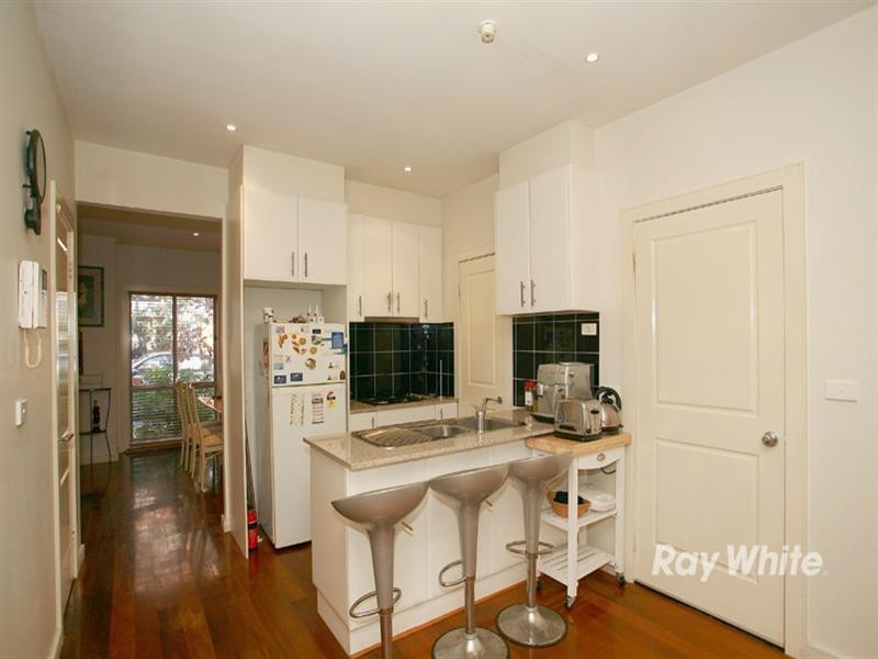 5/32 Stud Road, Dandenong VIC 3175