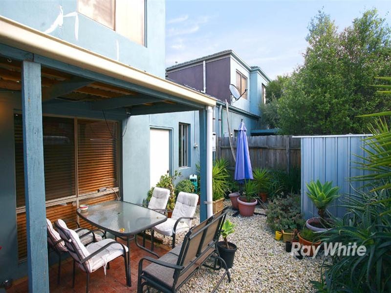 5/32 Stud Road, Dandenong VIC 3175