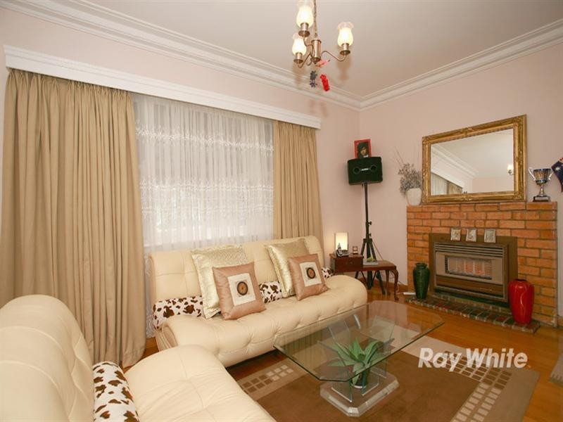 14 Cummins Road, Brighton East VIC 3187