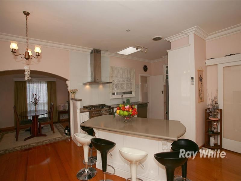 14 Cummins Road, Brighton East VIC 3187