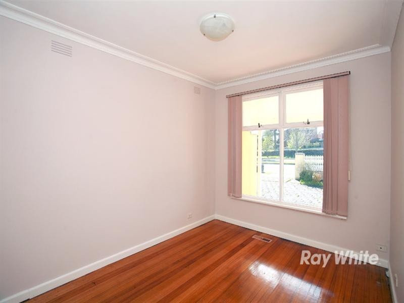 1598 Dandenong Road, Huntingdale VIC 3166