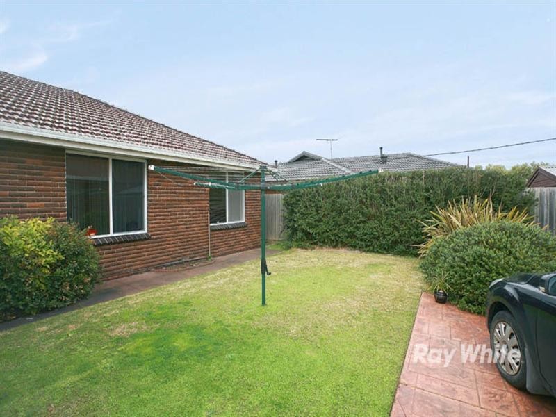 4 Woodstock Place, Springvale South VIC 3172