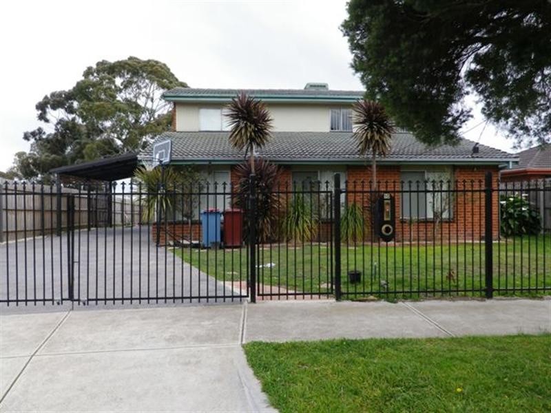 10 Gibb Street, Dandenong North VIC 3175