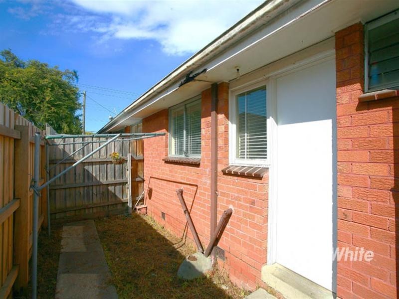 2/145 Noble Street, Noble Park VIC 3174