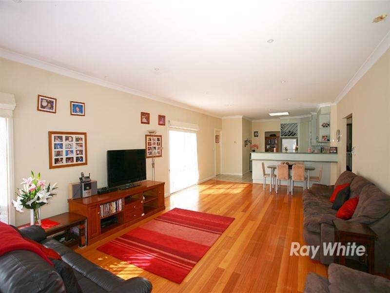 8 Romsey Street, Noble Park VIC 3174