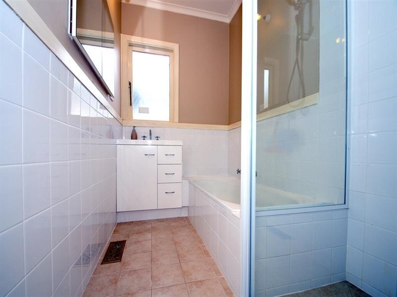 32 Green Street, Noble Park VIC 3174