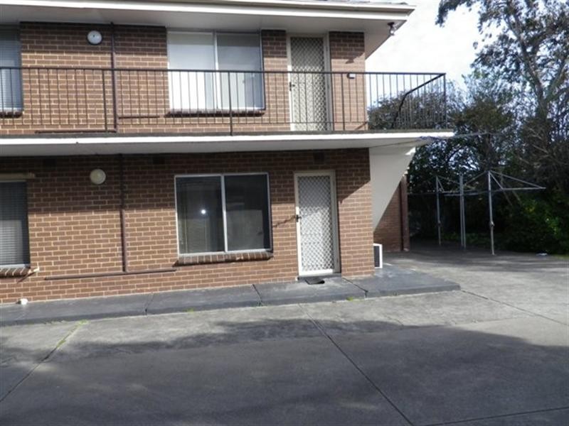 4/10 Kelvinside Road, Noble Park VIC 3174