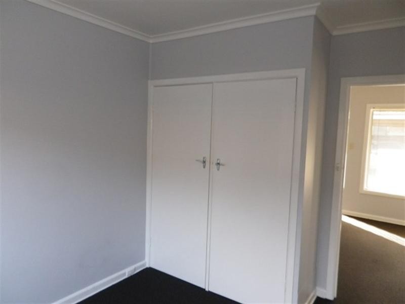 4/10 Kelvinside Road, Noble Park VIC 3174